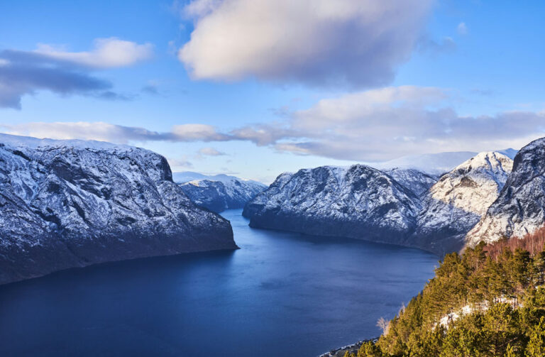 4. Aurlandsfjellet: de Snøvegen tussen fjord en fjell